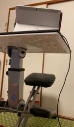 折りたたみ机＆椅子EZ15-SNCERG8がテレワークで活躍！デスクワークで辛くなる■■にやさしい